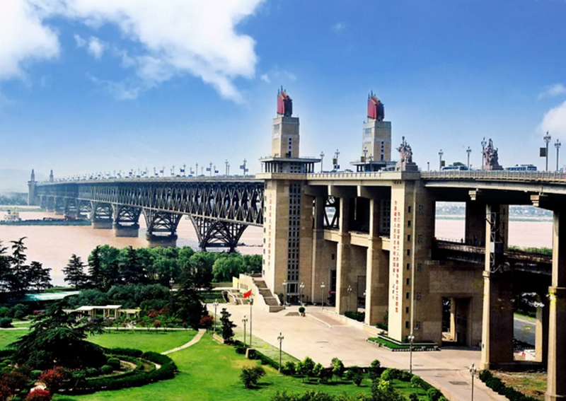 Nanjing Yangtze River Bridge